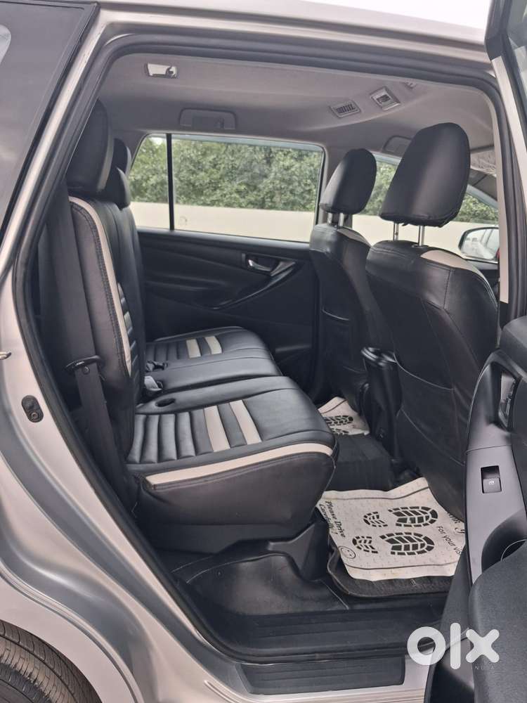 Toyota Innova Crysta 2.4 G Mt, 2016, Diesel