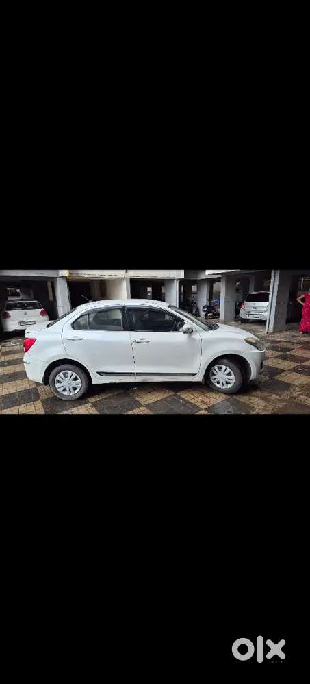 Maruti Suzuki Dzire 2017 Petrol Well Maintained