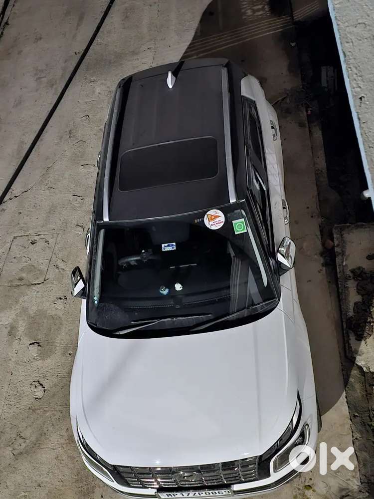 Hyundai New Venue 2025 Diesel 35000 Km Driven