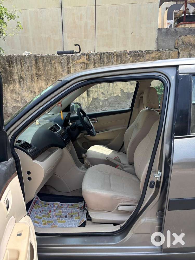 Maruti Suzuki Dzire 1.2 Vxi, 2015, Petrol