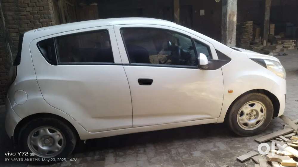 Chevrolet Beat 2011 Petrol