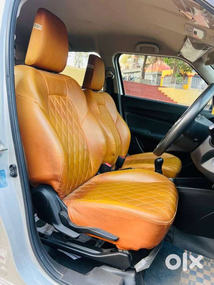 Maruti Suzuki Swift Vxi + Manual, 2022, Petrol