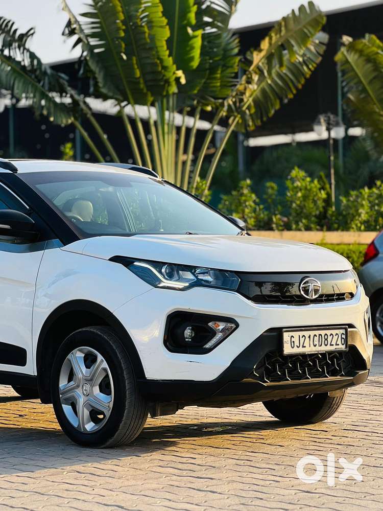 Tata Nexon 1.5 Revotorq Xma Amt (s), 2022, Diesel