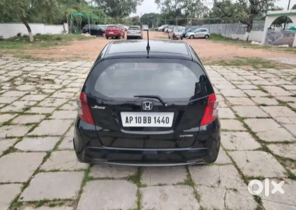 Hunda Jaaz Full Good Condition Km 68000