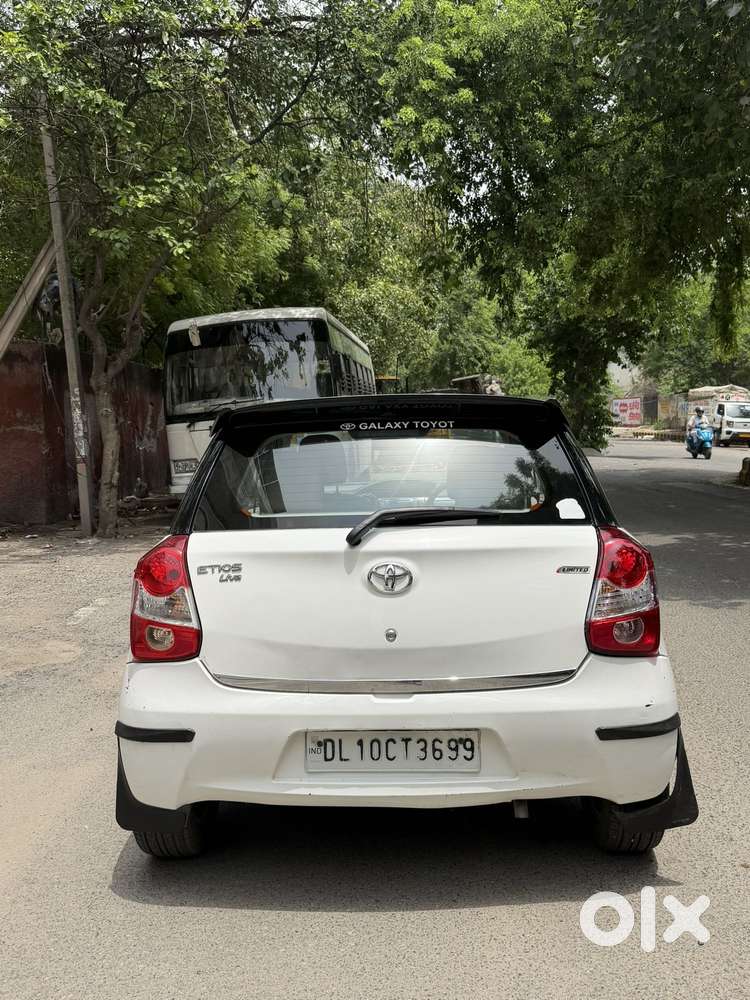 Toyota Etios Liva 1.2 Vx, 2016, Petrol