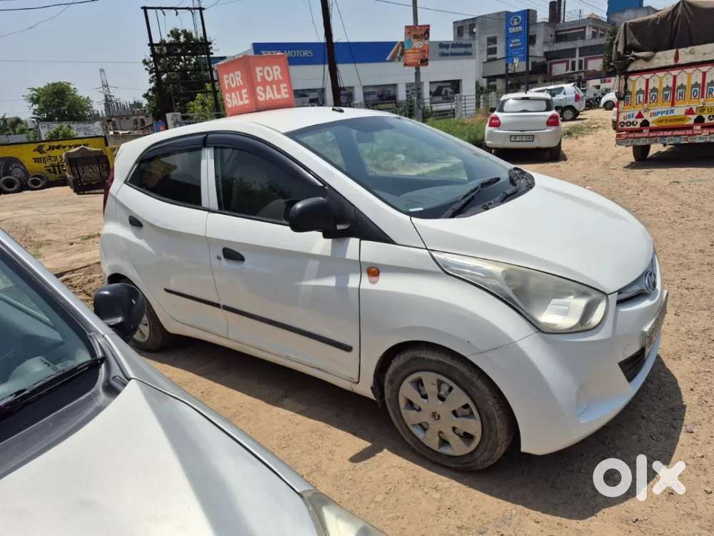 Hyundai Eon Era +, 2017, Petrol