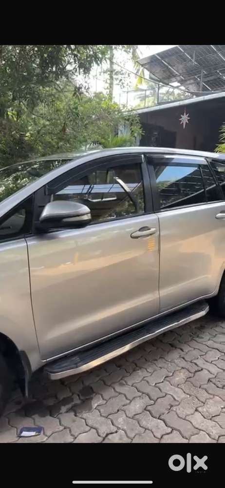 Toyota Innova Crysta 2017