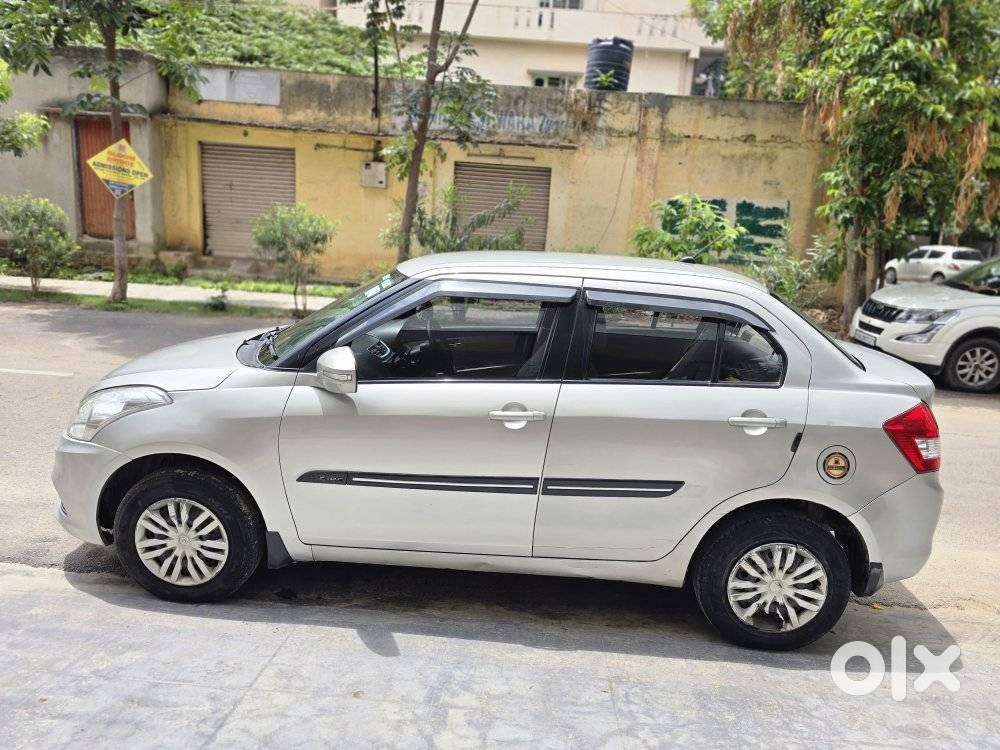 Maruti Suzuki Swift Dzire 1.2 Vxi, 2015, Petrol