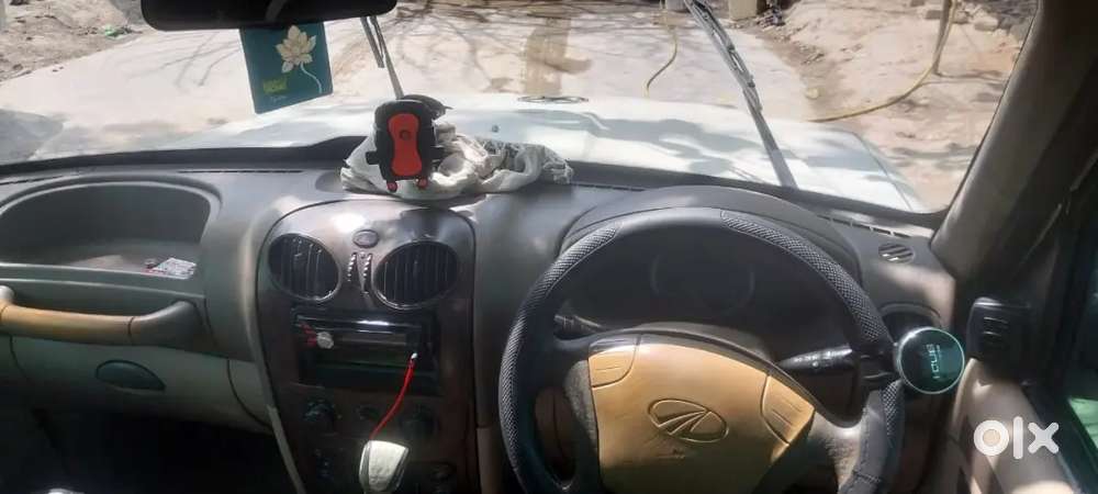 Dusari Leni Hai Isi Liye Bhec Raha Hu Jisko Lena Hai Wahi Msg Kare Ple