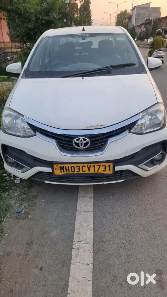 Toyota Etios Cross 2019