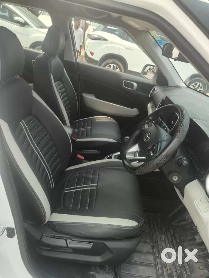 Hyundai Venue 1.2 S Plus, 2022, Petrol