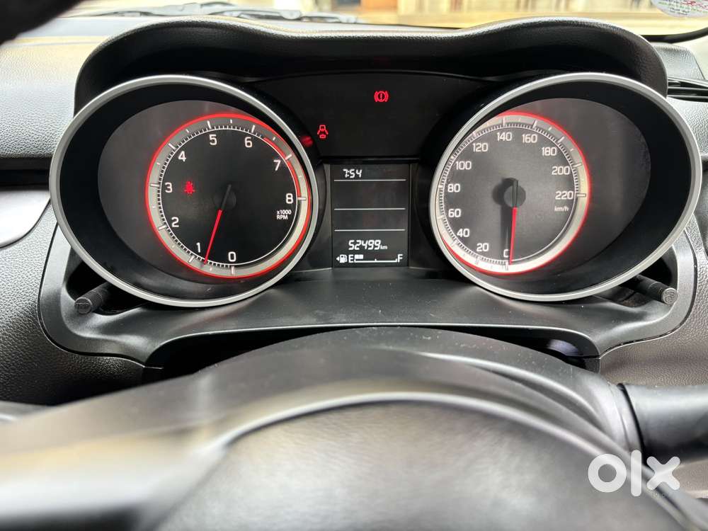 Maruti Suzuki Swift Vxi Optional, 2024, Petrol