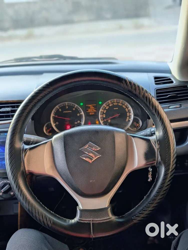 Maruti Suzuki Swift 2015 Diesel 85000 Km Driven