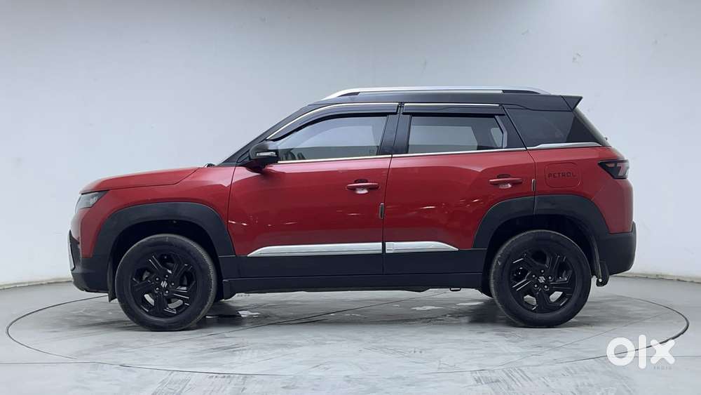 Maruti Suzuki Brezza 1.5 Zxi Plus Smart Hybrid Dual Tone, 2023, Petr..