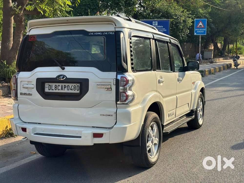 Mahindra Scorpio S10, 2016, Diesel