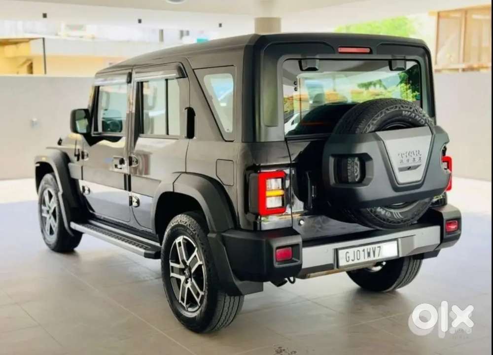 Mahindra Thar Roxx 2025 Petrol 8000 Km Driven