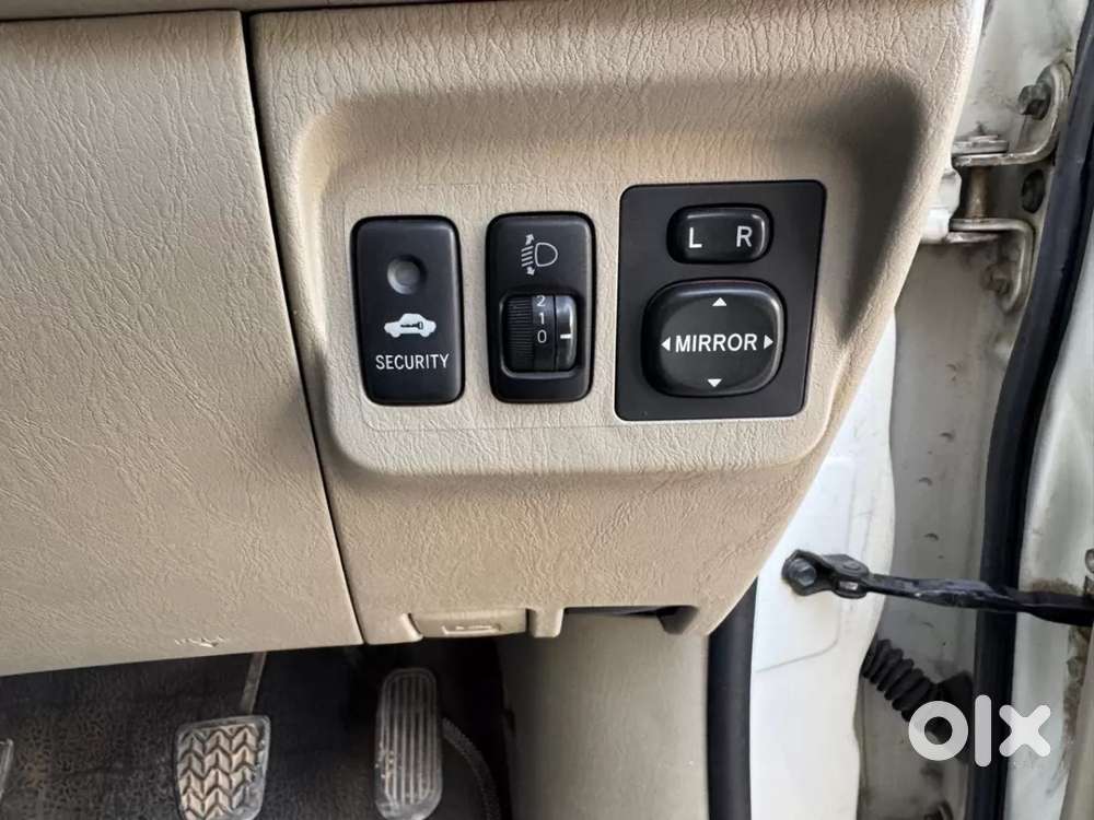 Toyota Innova, 2009, Petrol