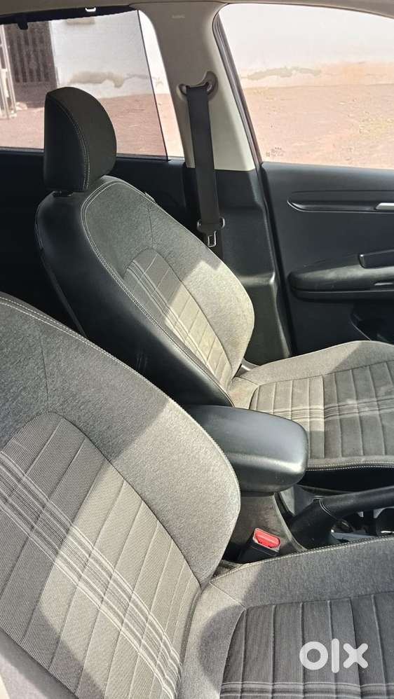 Kia Sonet 2024 Petrol 27000 Km Driven