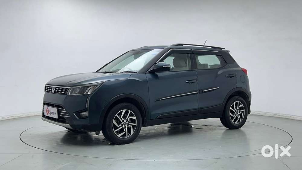 Mahindra Xuv300 W8 Option, 2023, Petrol