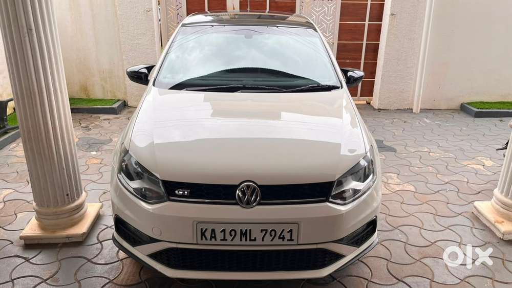 Volkswagen Polo Petrol 2021