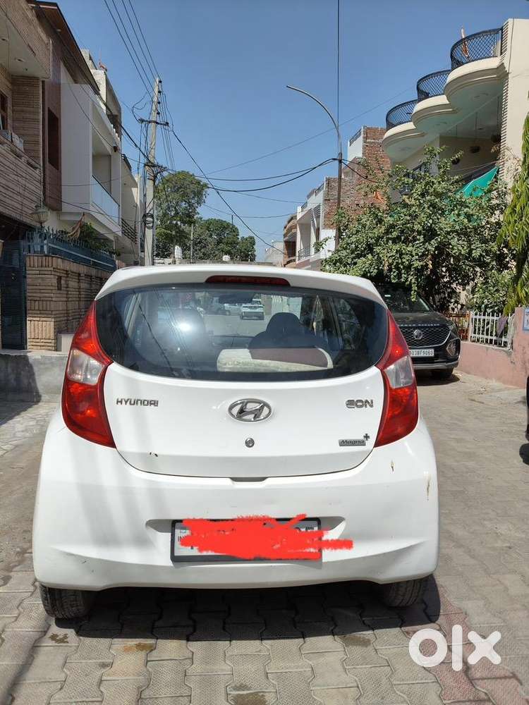 Hyundai Eon 2015 Petrol Well Maintained
