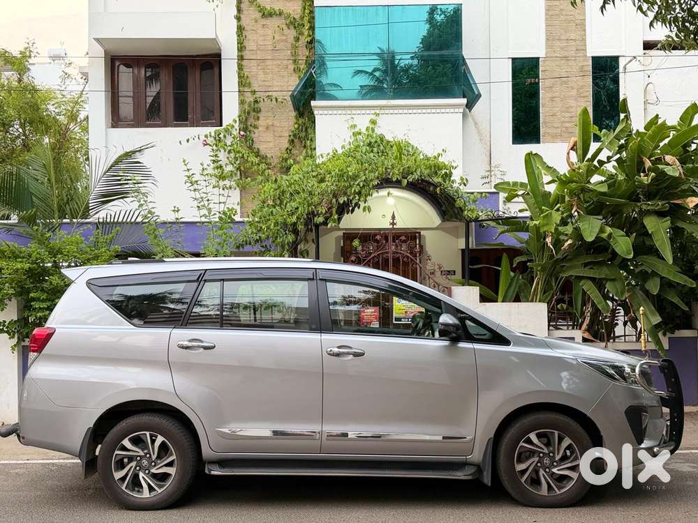 Toyota Innova Crysta 2.4 G Mt 7 Str, 2022, Diesel