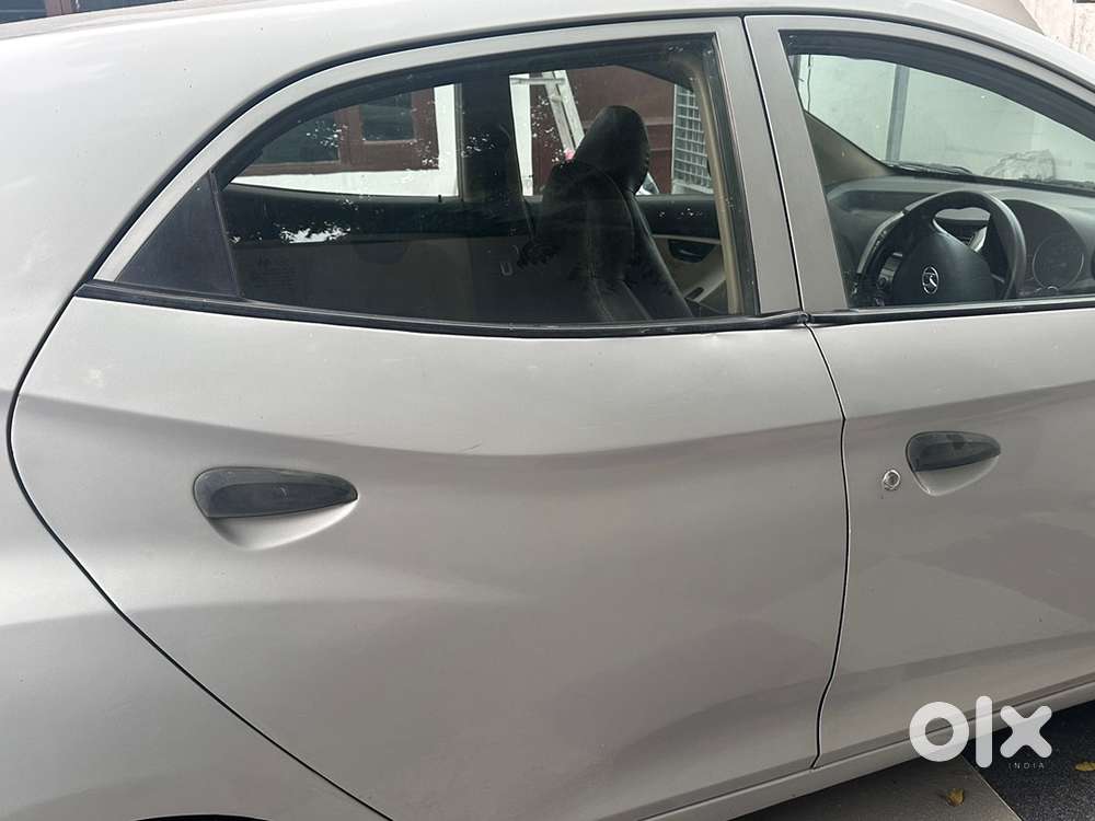 Hyundai Eon Magna 2012