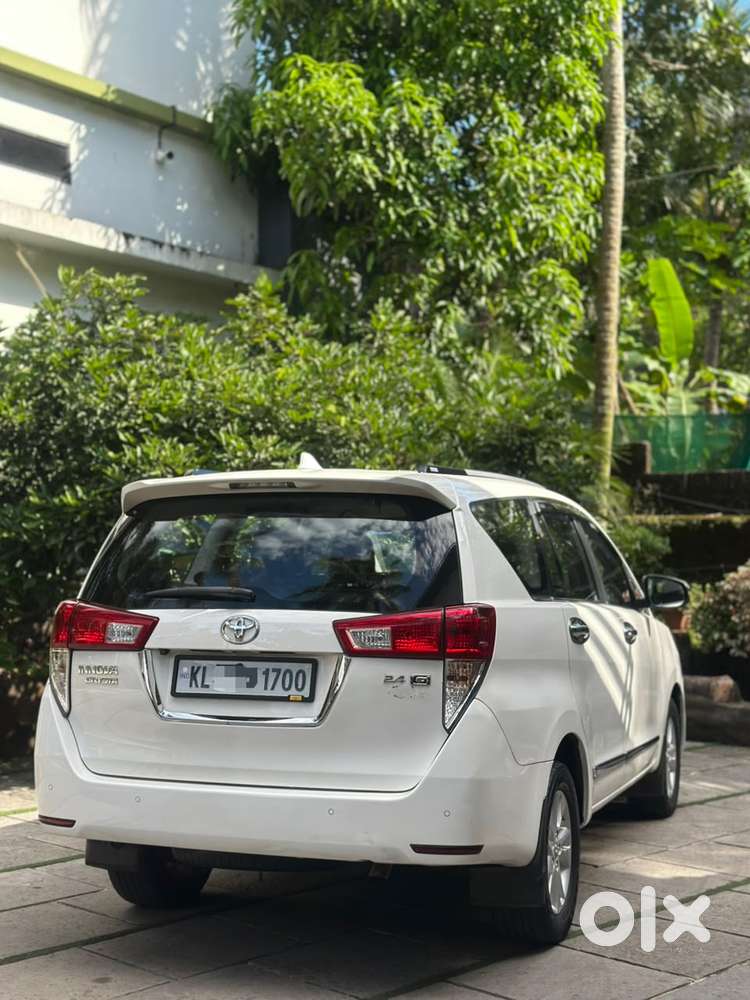 Toyota Innova Crysta 2.4 G Mt 7 Str, 2020, Diesel