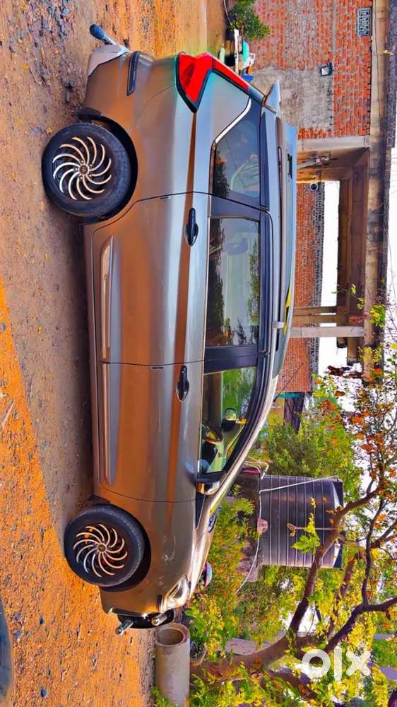 2nd Owner Maruti Ertiga Zxi 2022