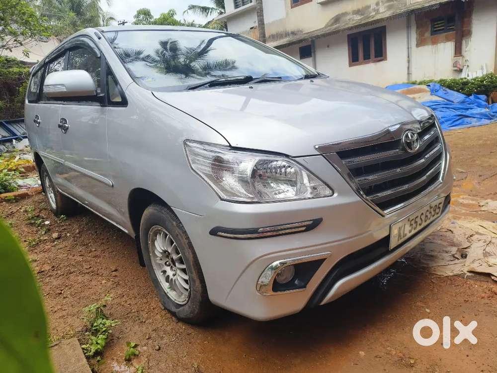 Toyota Innova 2007 Diesel 200000 Km Driven