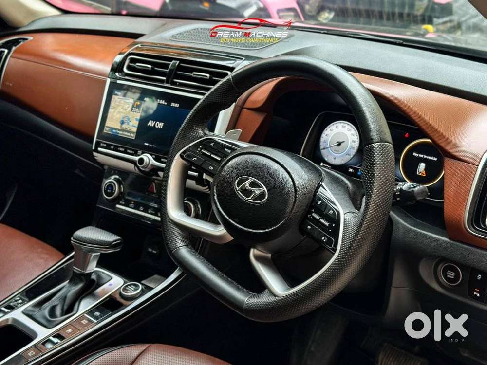 Hyundai Alcazar 2.0 Signature (o) Petrol At 7 Str, 2023, Petrol