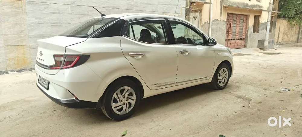 Hyundai Aura 1.2 Petrol 2022