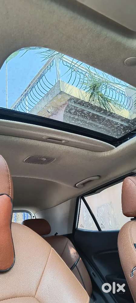 Hyundai Venue 2020 Petrol Well Maintained