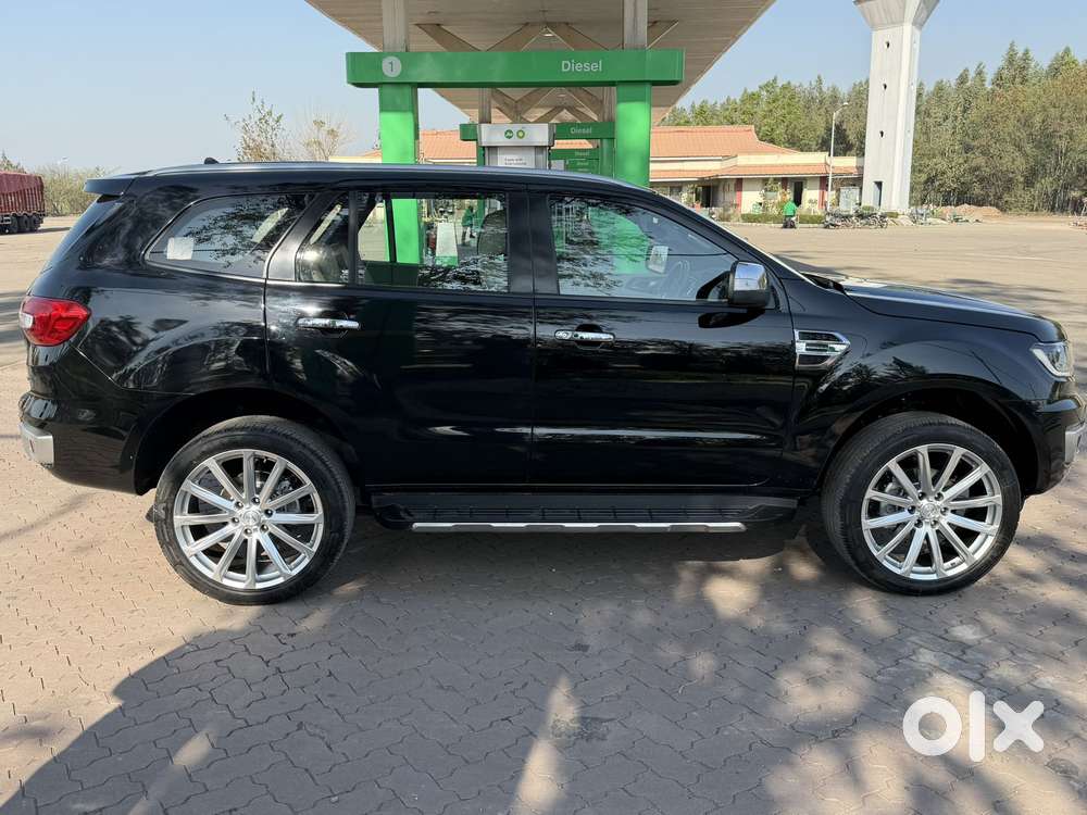 Ford Endeavour Titanium Plus 4x4, 2022, Diesel