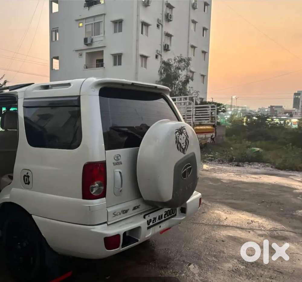 Tata Safari Dicor 2011