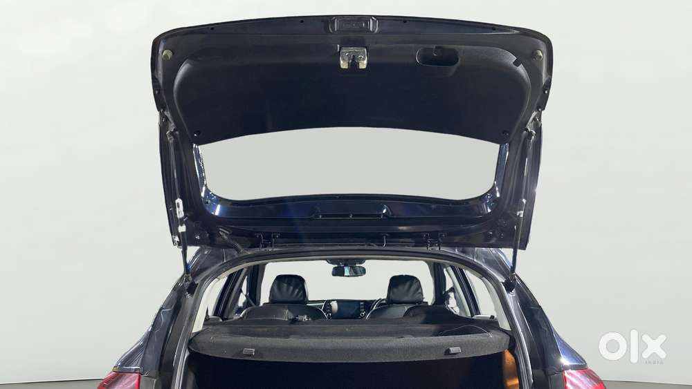 Hyundai New I20 1.2 Asta Mt, 2025, Petrol