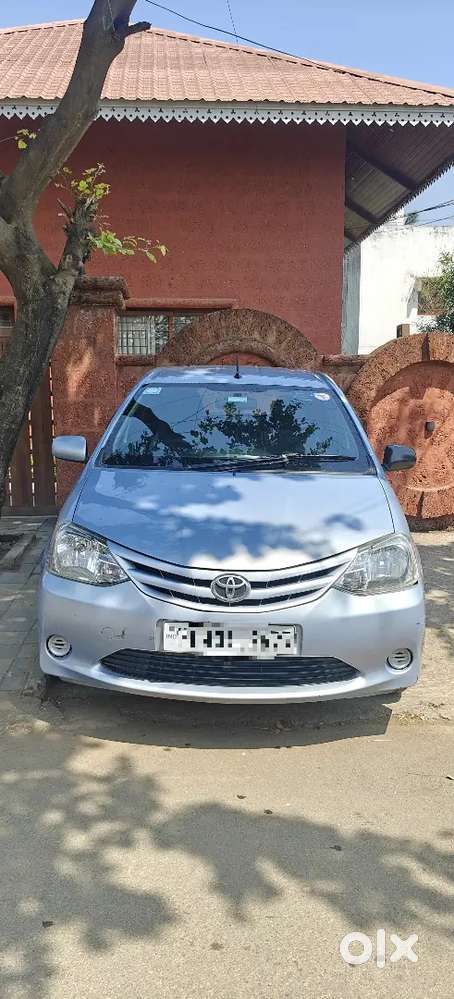 Lady Doctor Driven Toyota Etios 2013 Petrol Manual