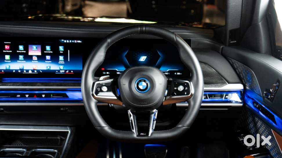 Bmw I7 Xdrive60, 2023, Electric