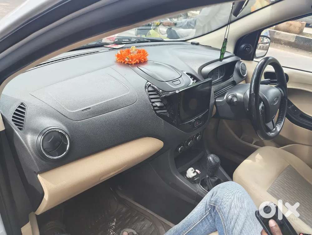 Ford Aspire Titanium Blu 2016