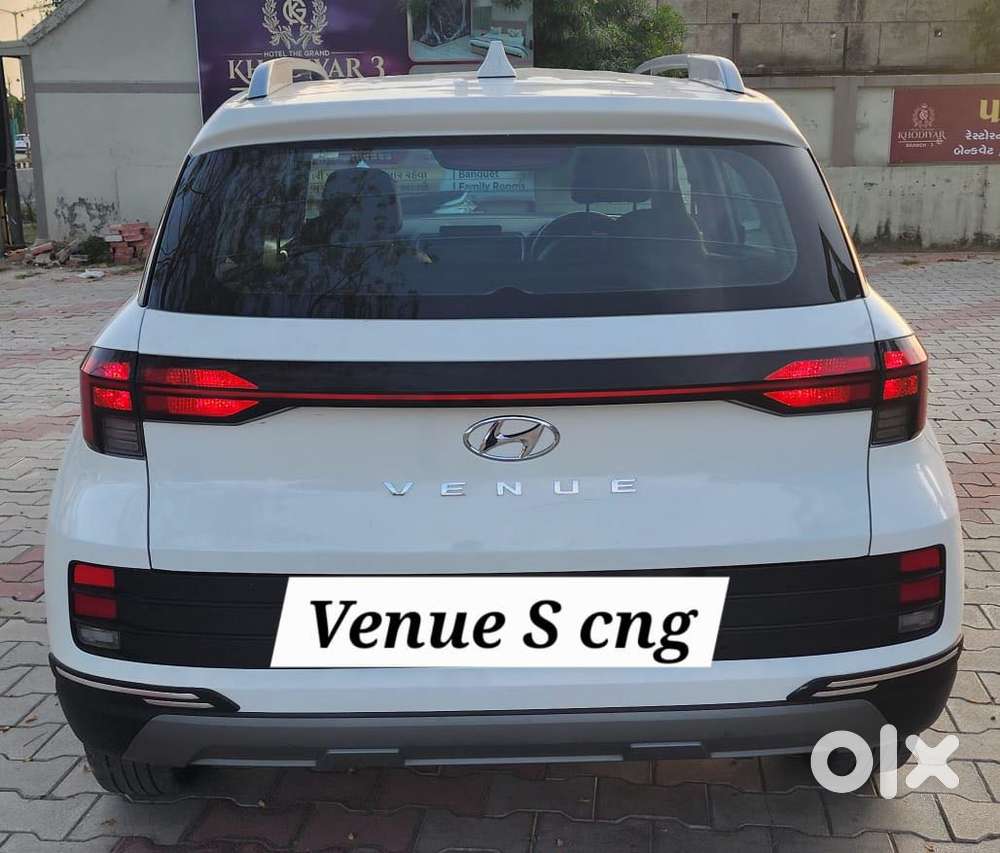 Hyundai Venue S 1.2 Petrol, 2023, Cng & Hybrids