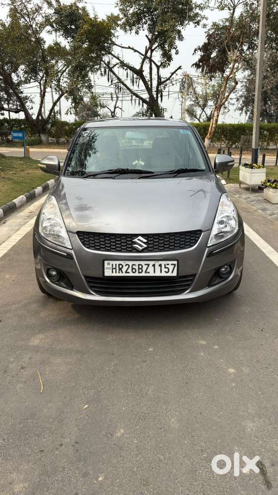 Maruti Suzuki Swift Vvt Zxi, 2013, Petrol