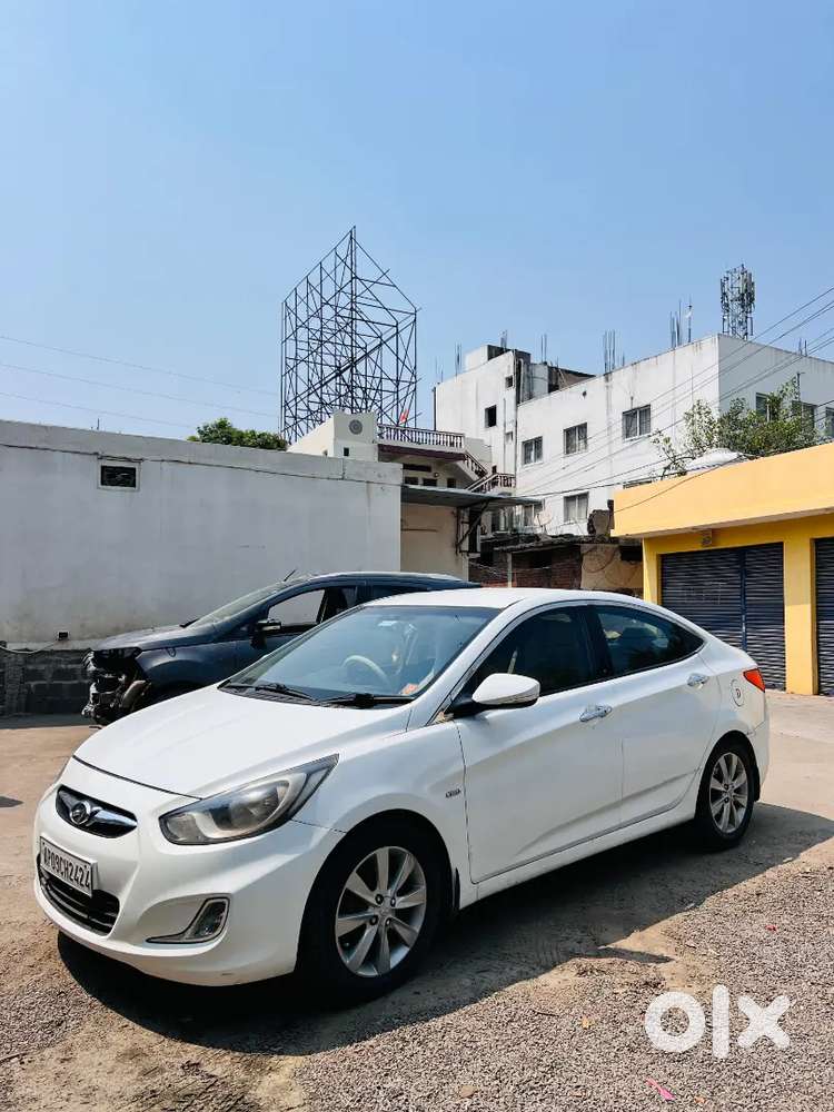 Hyundai Verna 1.6 Vgt 2011