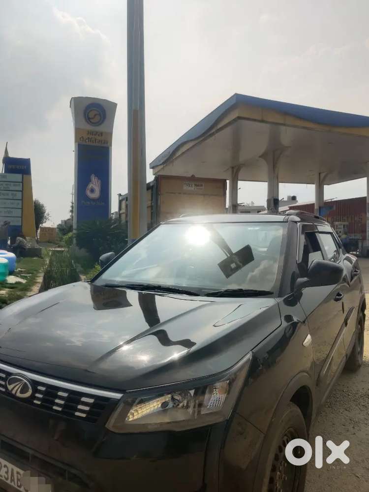 Well-maintained 2019 Mahindra Xuv300 W6 (diesel)