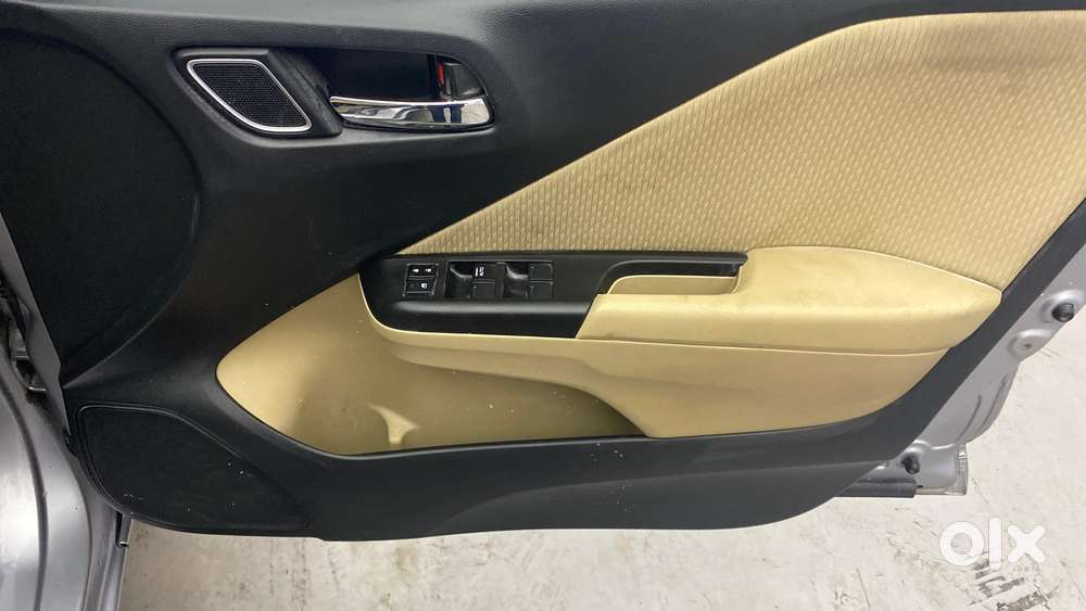 Honda City 1.5 V 4th Gen I-vtec Mt, 2021, Petrol