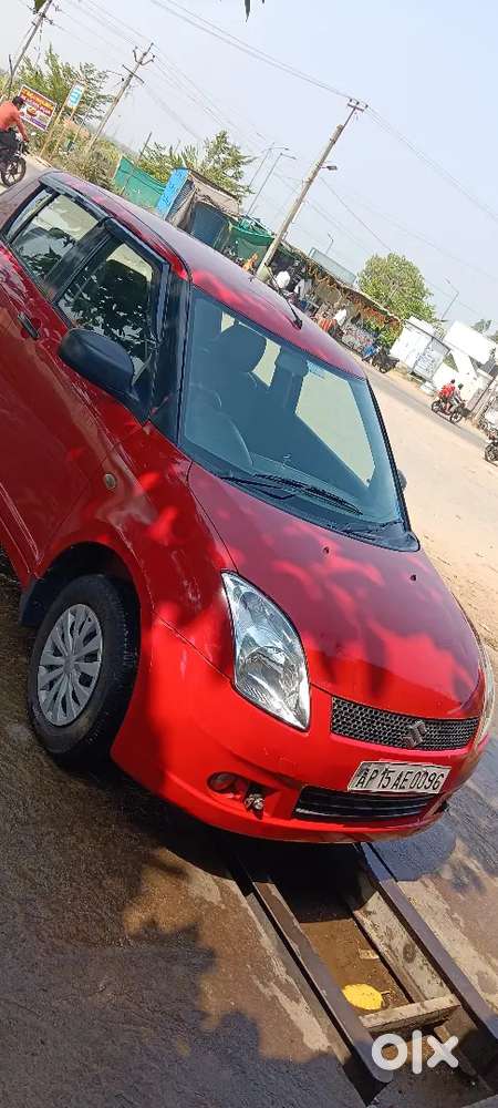 Maruti Suzuki Swift 2006 Petrol 94500 Km Driven