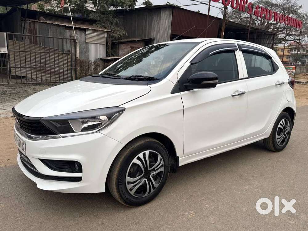 Tata Tiago 1.2 Revotron Xt (o), 2023, Petrol