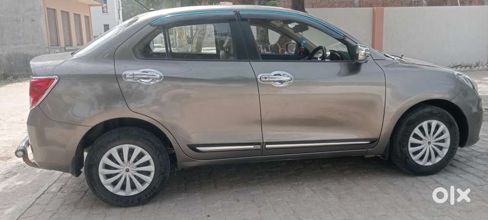 Maruti Suzuki Dzire 1.2 Vxi Cng, 2023, Cng & Hybrids