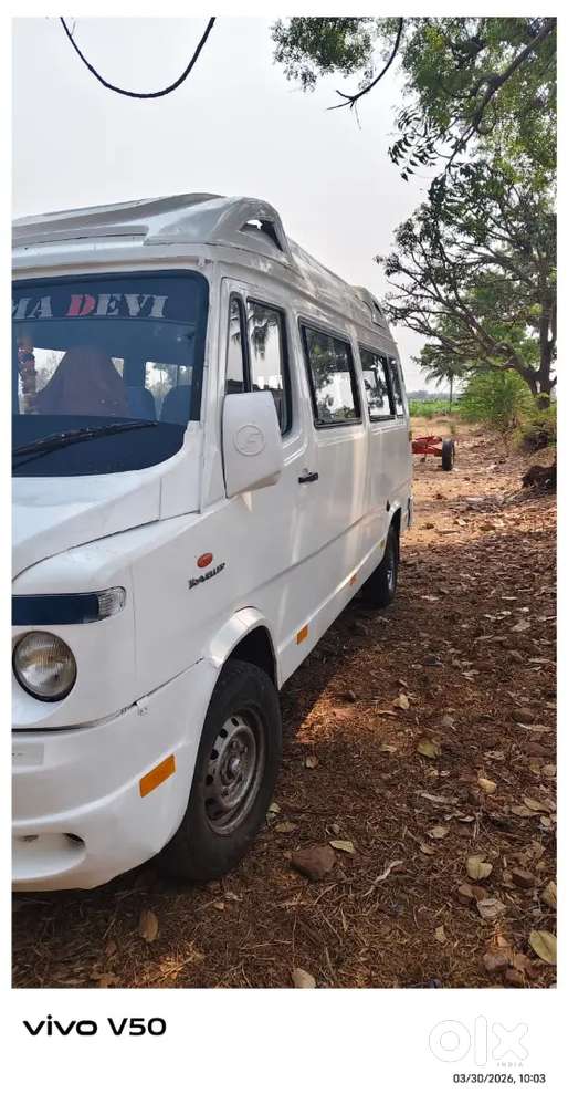 Force Motors Trax Cruiser 2012