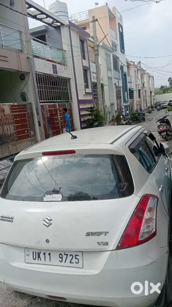 Maruti Suzuki Swift 2016 Petrol 85000 Km Driven