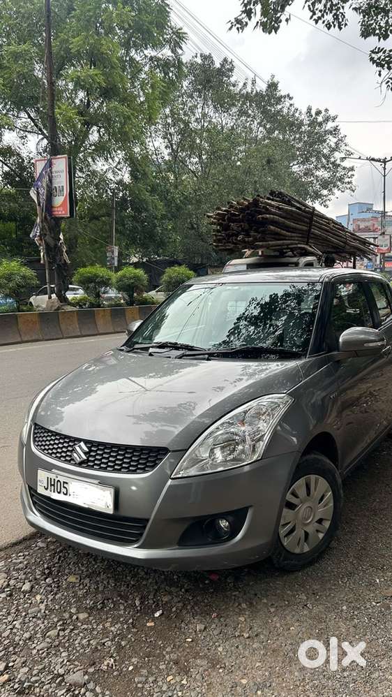 Maruti Suzuki Swift Vxi
